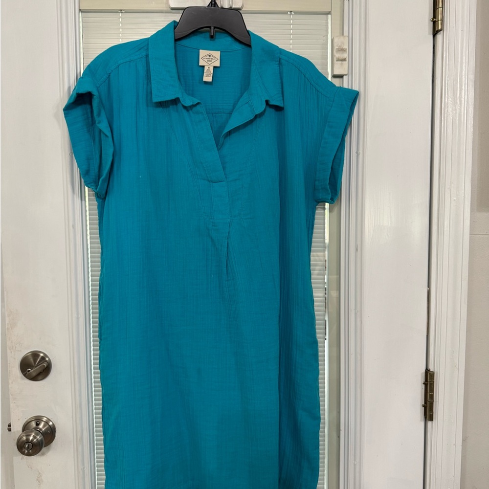 St. John's Bay Bright Teal Button-Up Shirt
